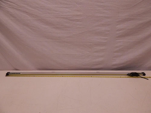 MITUTOYO AT211 AT211-1300B1S-Z1-ZZZ LINEAR SCALE WITH ENCODER HEAD T81106