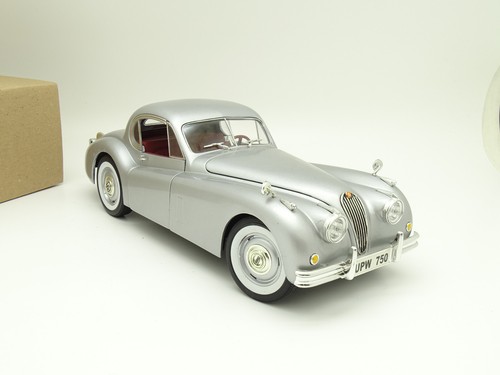 Signature Models Sb 1/18 - Jaguar XK120 Coupé 1949 Silber - Bild 3 von 3