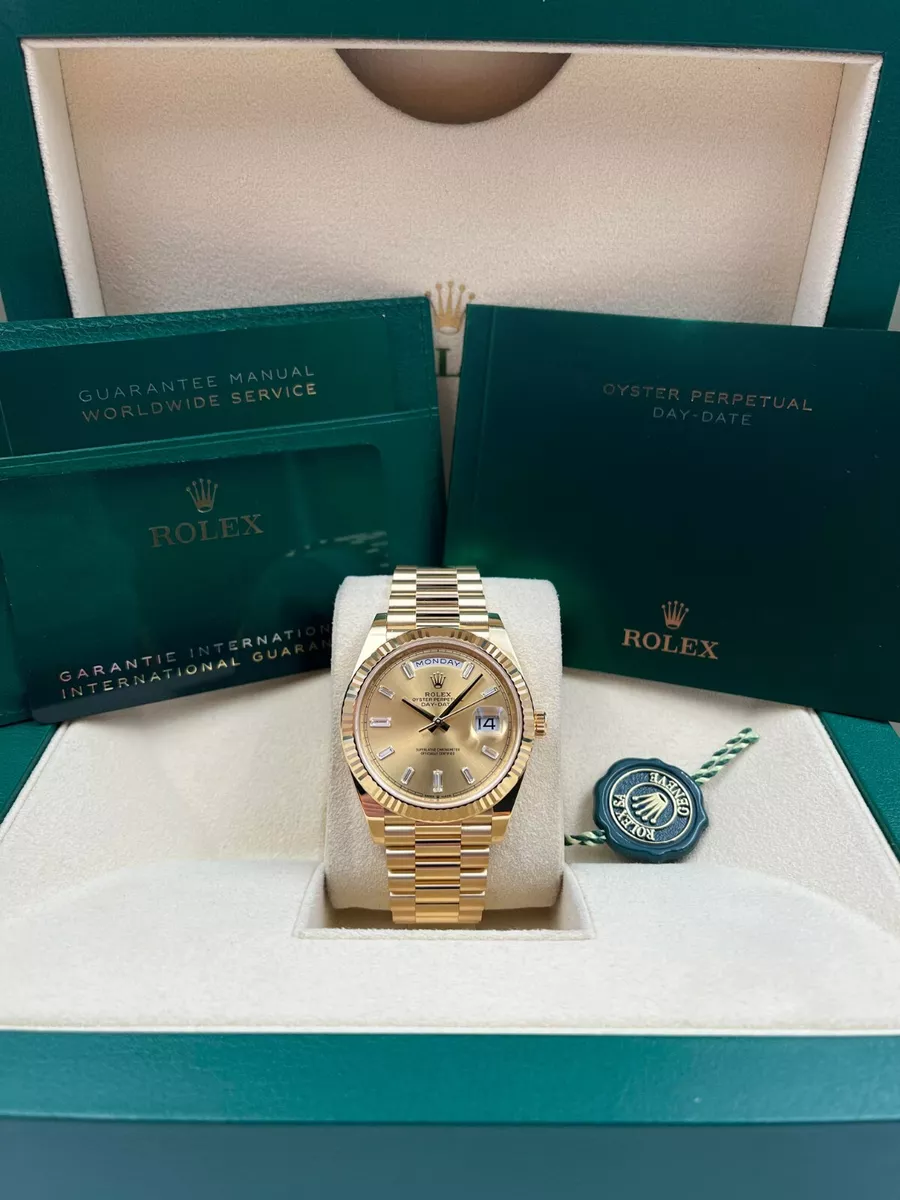 Pre owned rolex hotsell day date 40