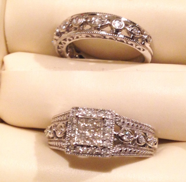 9k White Gold 1/2k Diamond Perfect Fit Bridal Set