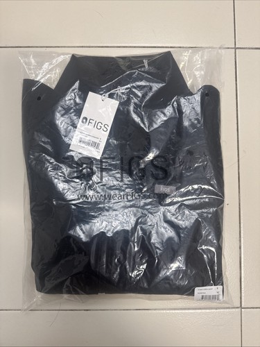 FIGS Women's Black Sydney Scrub Jacket - Small - Medical/Nursing Uniform