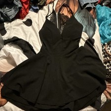 Amy and Rose Black Lace Strappy Fit & Flare Mini Dress V-Neck Short Size 5
