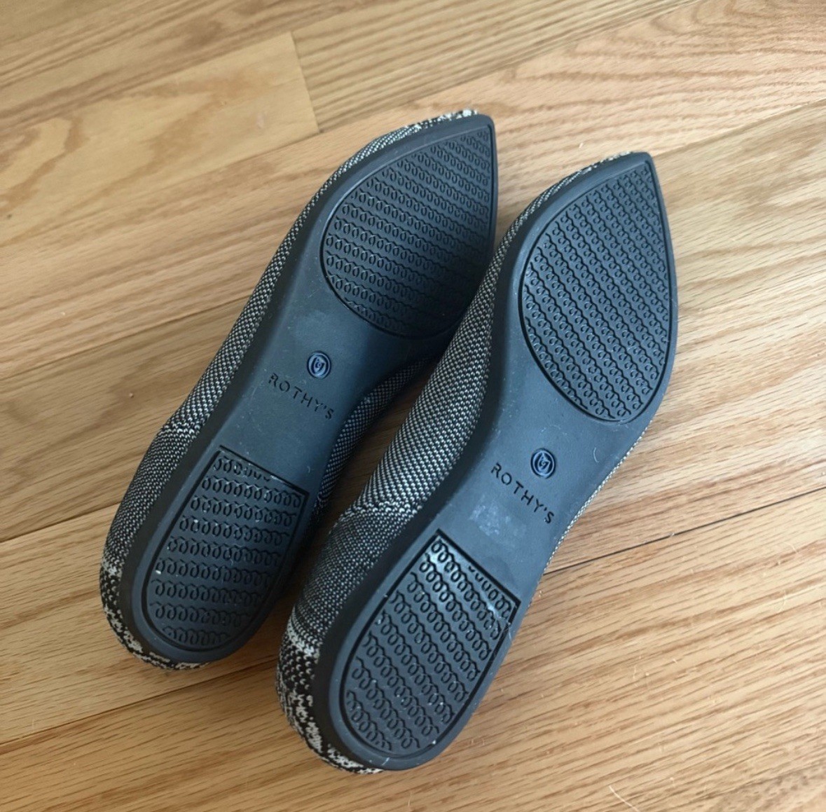 Rothy’s “The Point” Python Flats Size 7 Black & W… - image 5