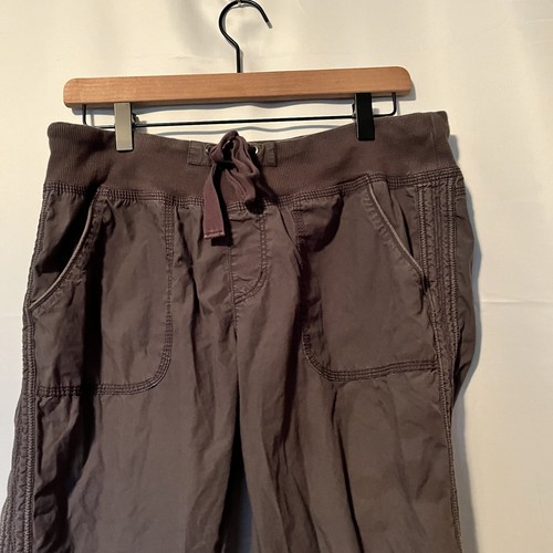 Calvin Klein Women’s Size Medium Gray Drawstring Pockets Capris Pants - Picture 3 of 4
