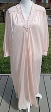 Vintage Bert Yelin For Iris Nightgown Dressing Gown Lingerie Pink Small ILGWU