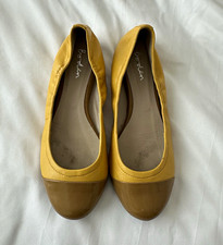 Y2K Vintage Boden Womens Yellow/Brown Leather...