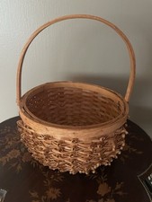 Panier torsadé bouclé