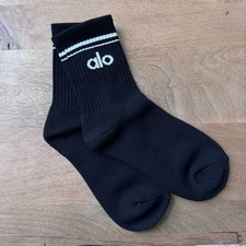 Alo Yoga Unisex Half-Crew Throwback Socks Black White Logo Athletic Sock NEW