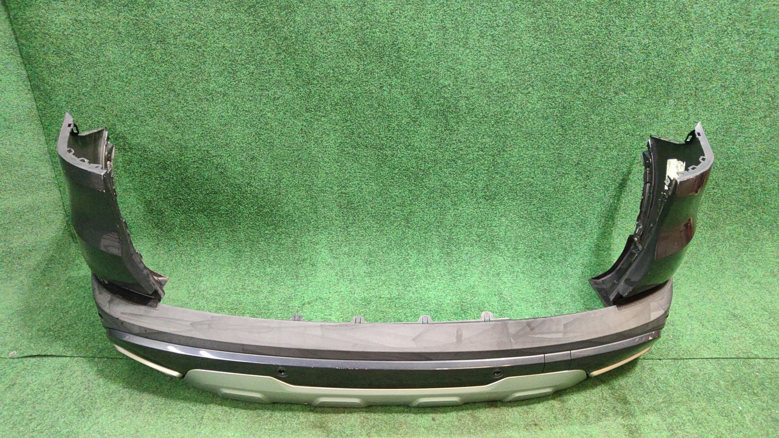 2019-2023 Bmw X5 Rear Bumper Gray C27 Oem 51128498991 / 51125a0bd55 /51125a0bd56