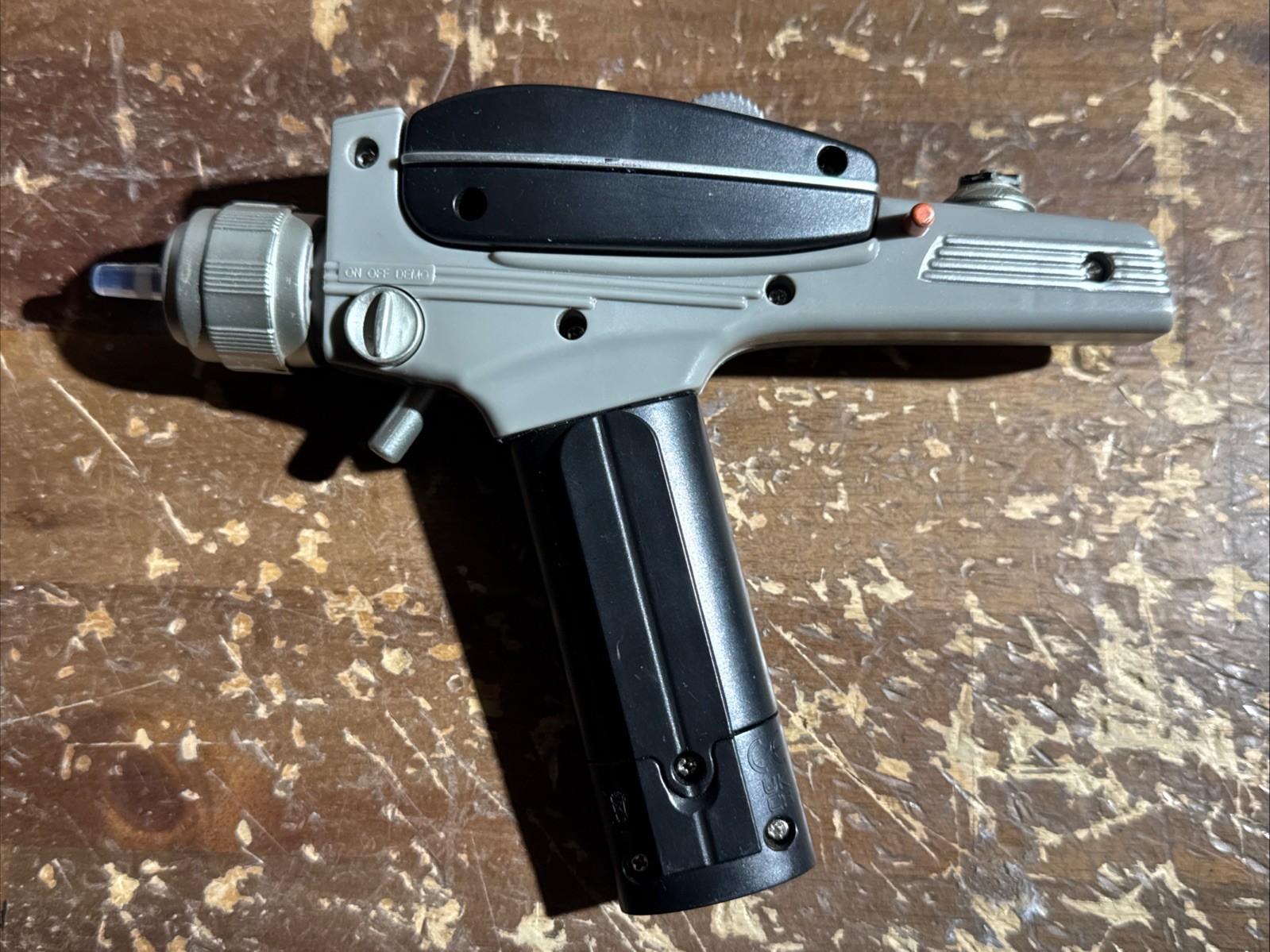 Star Trek Classic Phaser Playmates 2022 63231 / 63059 probado y funcionando