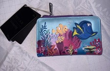 Cartera Finding Nemo Loungefly Disney Pixar Brillo Dori Marlin Nemo Snap Nueva