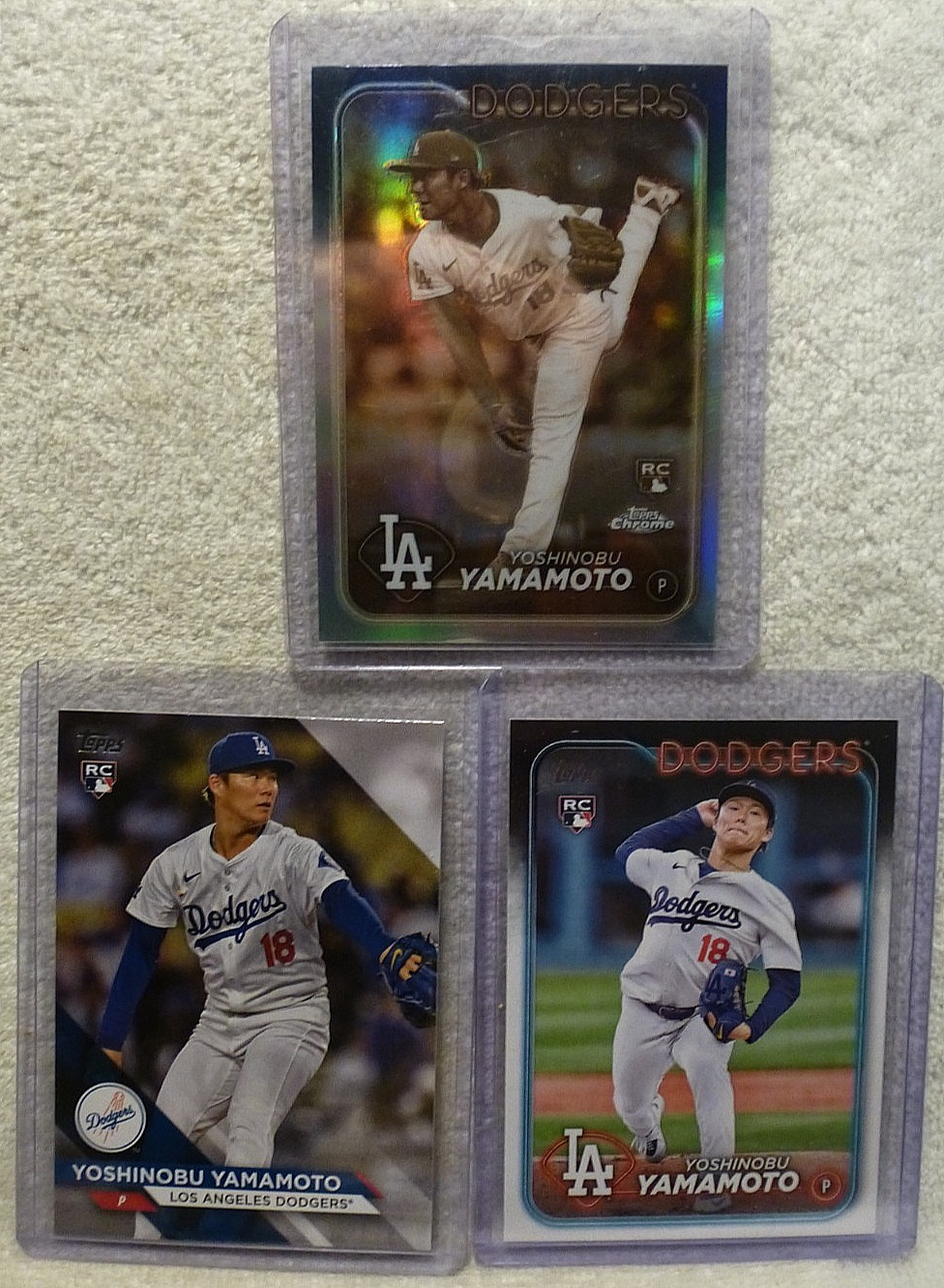 2024 Topps Chrome Yoshinobu Yamamoto Sepia Refractor Rookie # 18 + Flagship + RC