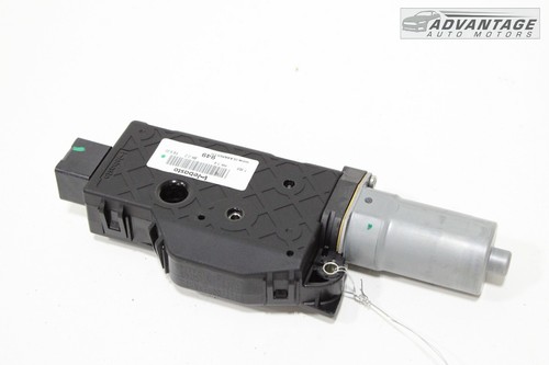 2017-2019 ALFA ROMEO STELVIO RIGHT SIDE SUNROOF WINDOW GLASS REGULATOR MOTOR OEM