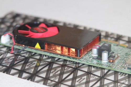 CARTE GRAPHIQUE AMD Ati Radeon R7 250 2Gb DDR3 UEFI DVI DisplayPort Low Profile - Foto 6 di 9