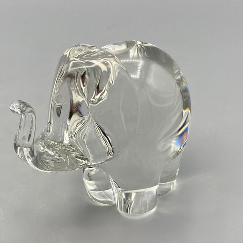 Wedgwood Glass Clear Elephant Paperweight Ornament - Picture 4 of 8