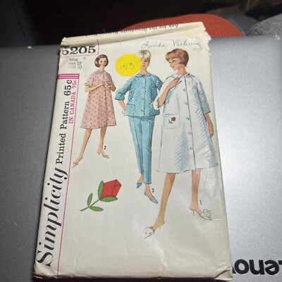 Simplicity Vintage Sewing Pattern 5205 - Misses' Loungewear - Size 12