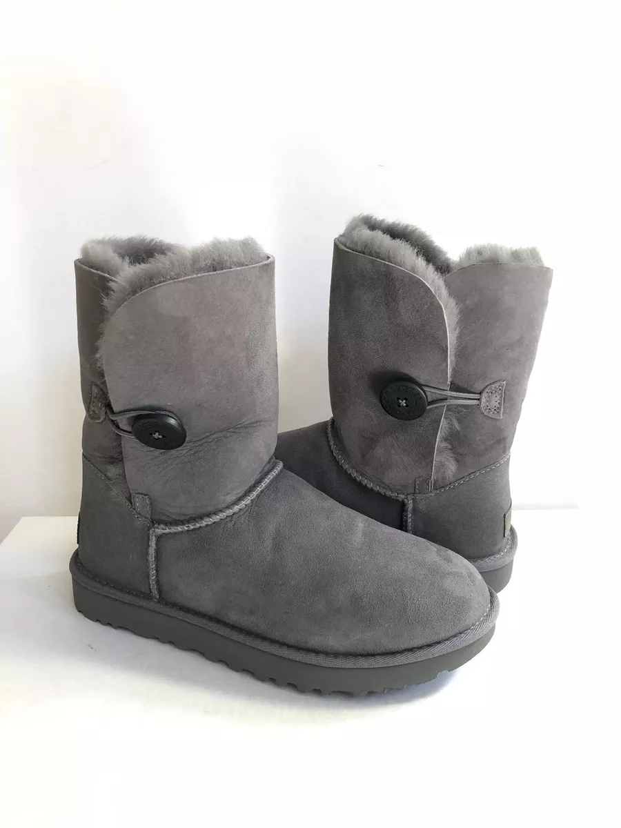 Gray bailey button clearance uggs