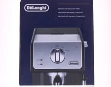 De'Longhi Manual Espresso and Cappuccino Machine - Black