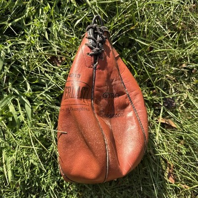 Vintage EVERLAST Speed Punching Bag #4213 Genuine Leather 
