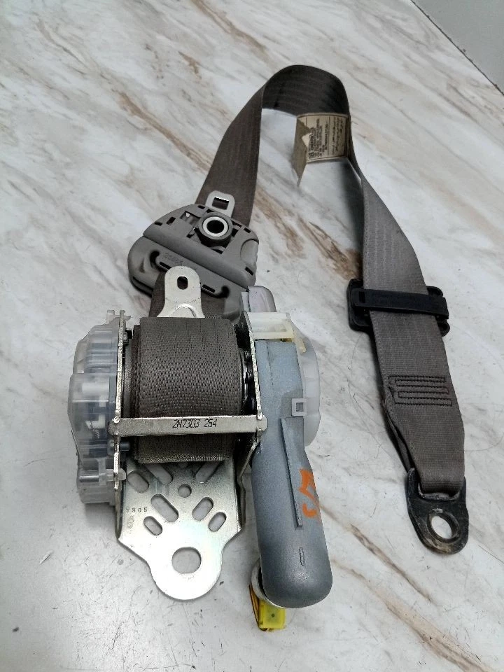 Used Front Right Seat Belt Front fits: 2007 Toyota Highlander bucket passenger r Foto 3 de 4