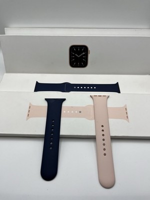 Iwatch Boxes Apple Watch Series with 2 Bands 44mm & 40mm Read Description
