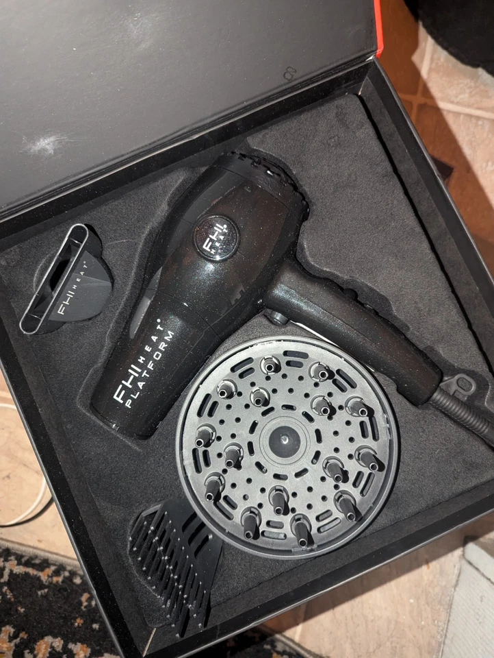 FHI Platform Nano Lite Pro 1900 Turbo Tourmaline Ceramic Hair Dryer Black - Image 4 of 4