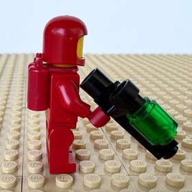 LEGO Space: Classic Red Spaceman, SPACE GUN, sp005, 1593, SUPER MODEL, 1983