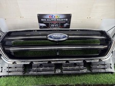 2017 2018 2019 FORD ESCAPE FRONT UPPER RADIATOR GRILLE W/EMBLEM BLACK CHROME OEM