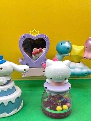 Sanrio × KFC 2022 Toys Complete Set 4pcs Hello Kitty Cinnamoroll