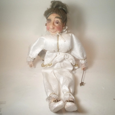Jacqueline Kent Fairy Godmothers Ornament Aprils Diamond Innocence 2002