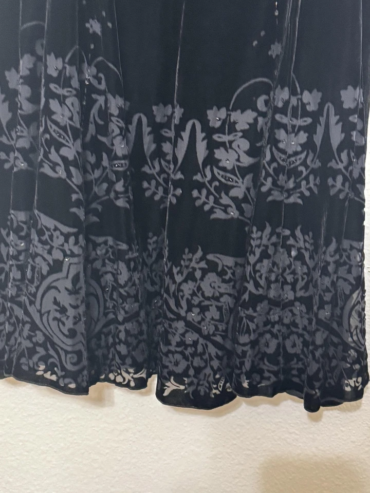Coldwater Creek Skirt 1X Black Velvet Burnout Floral Beaded Midi Whimsigoth New - Image 2 of 4