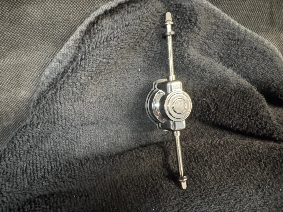 DW Drum Workshop snare drum lugs. Excellent. Design Series. - Image 2 of 4