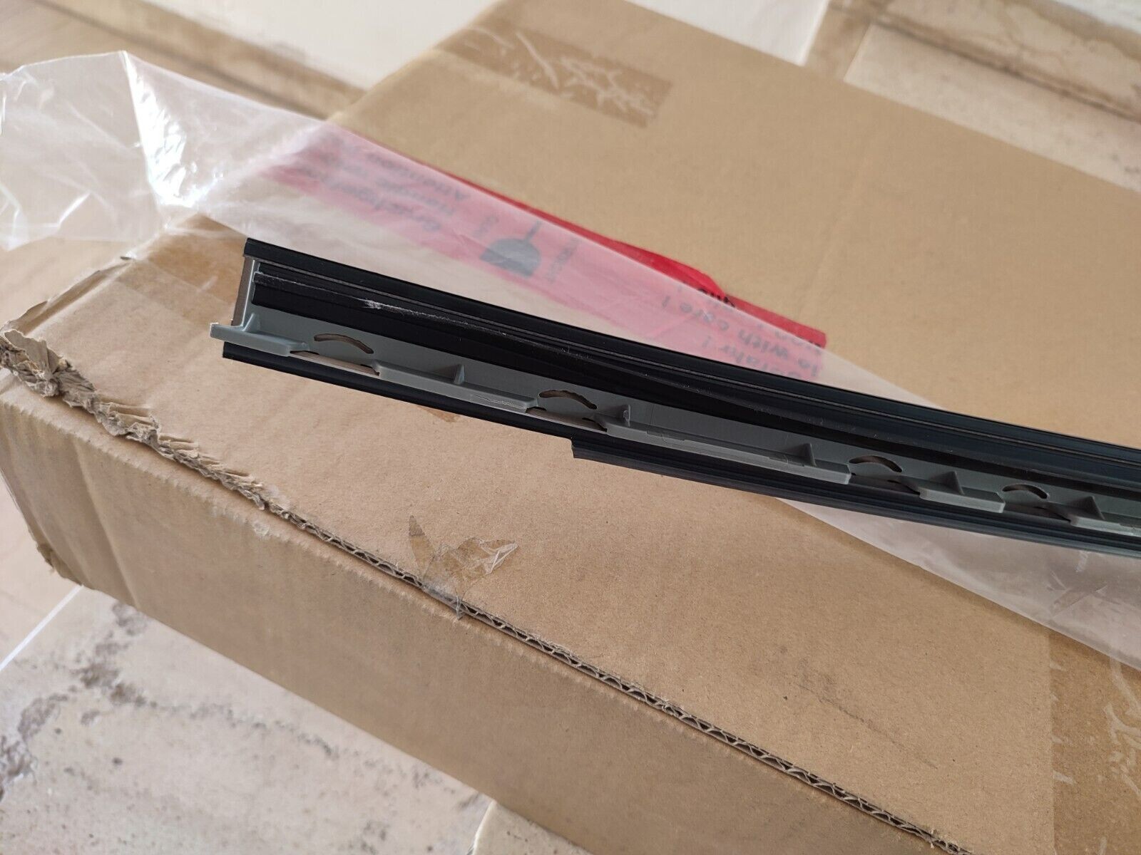 BMW OEM 11-15 550i Xdrive-roof Molding Right 51137362460 for sale  