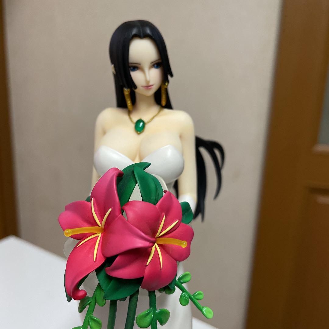 Excellent Model Limited Edition Boa Hancock Figure Wedding Ver