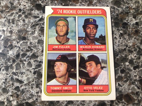 1974 Topps 1974 Rookie Outfielders #606 card