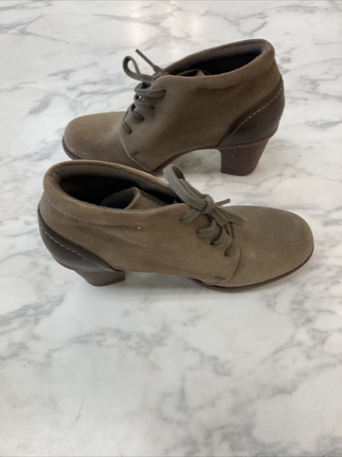 CLARKS Women SASHLIN SUE Leather Heel Ankle Bootie SZ-8M NEW - Picture 5 of 12