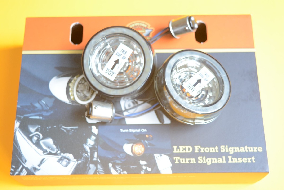 Harley-Davidson Front Signature LED Smoked Turn Signal Touring