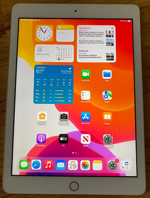 Apple iPad (6th Generation) 32GB, Wi-Fi, 9.7in - Rose Gold