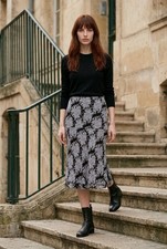 Vintage Y2K Blue Chiffon Midi Slip Skirt Paisley Layered Feminine 8P Stretch
