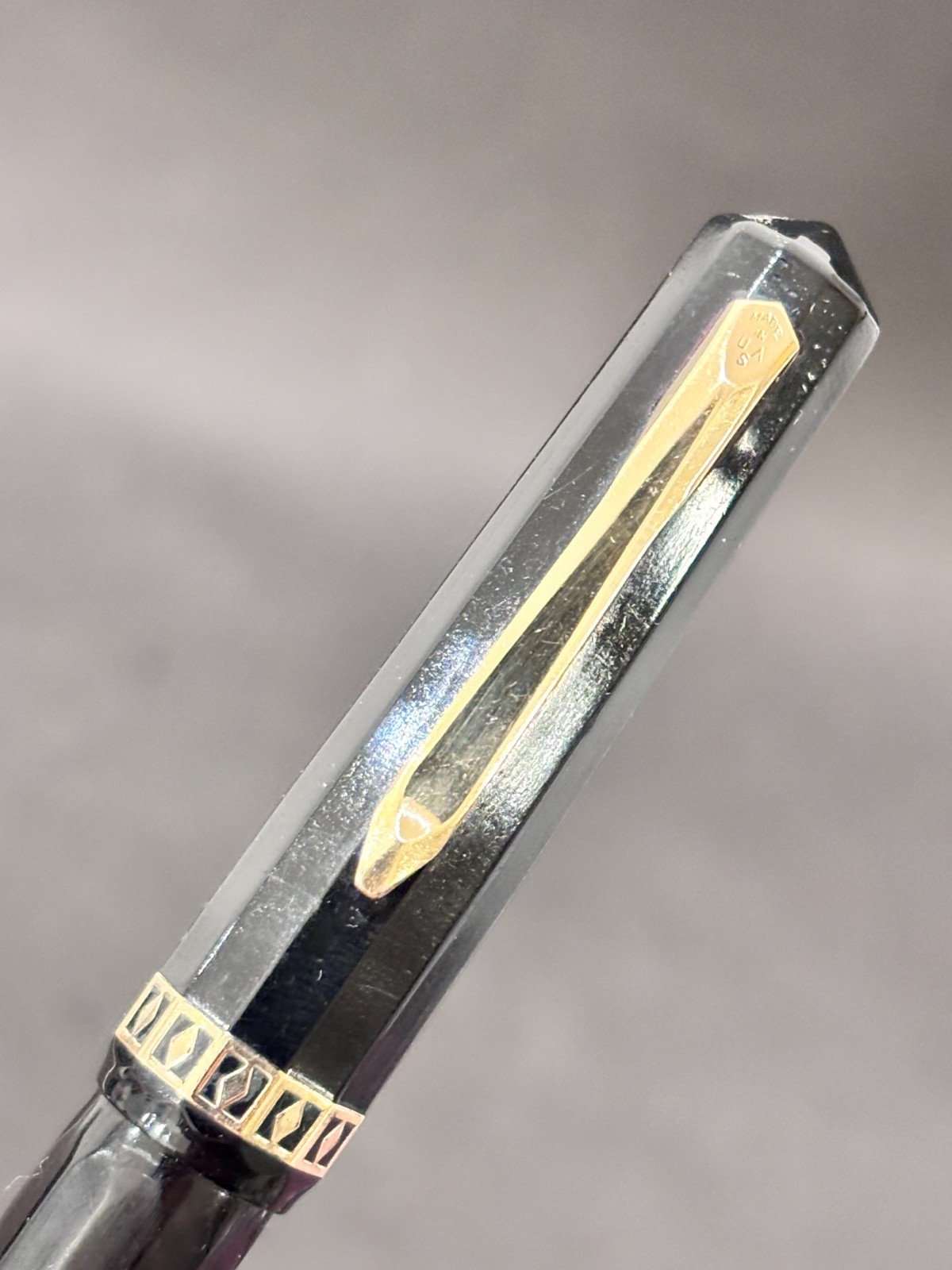 Wahl-Eversharp — Fountain Pen — Medium (M) nib — fountain pen for sale on Nibfolio — photo 5