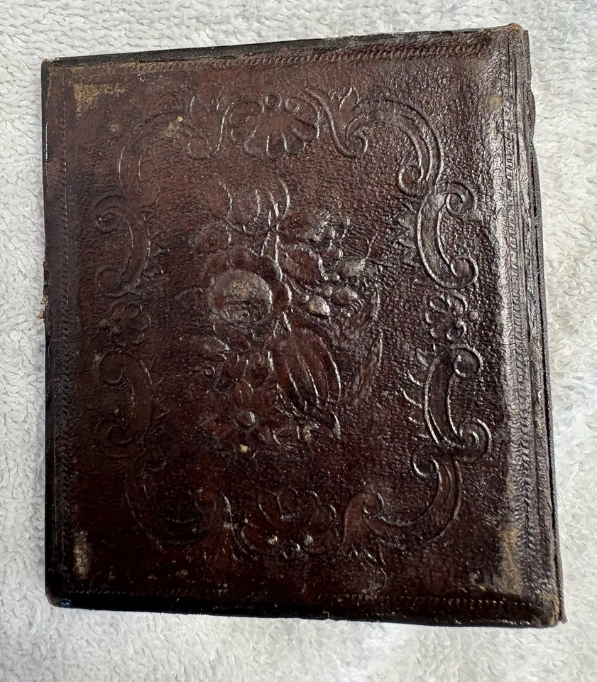 Lot Wall hangings, Covers, Mirrors & Frames Dollhouse Miniatures - Image 3 of 4