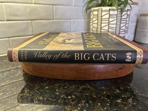 “Valley of the Big Cats” by Steve Price Hardcover Photography Book SIGNED - Picture 7 of 11
