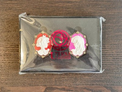 (NEU + SELTEN) Revolutionär Mädchen Utena 2 Broschen Set