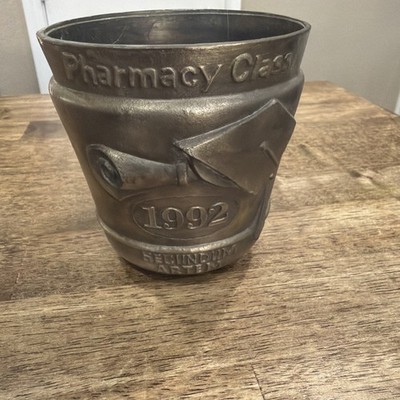 1992 PHARMACY CLASS MORTAR AND PESTLE SECUNDUM ARTEM SCHERING-PLOUGH METAL GRAD