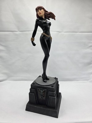 Marvel THE BLACK WIDOW 14 1/2'' By  Bowen Painted Statue Signed 1457/4000