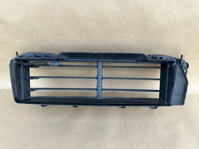 17-19 Kia Niro Hybrid Active Air Shutter Lower Flap Duct Deflector 86964-G5000