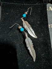 VINTAGE PREOWNED SILVER TONE FEATHER AND BEAD DANGLE EARRINGS