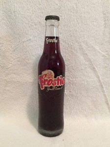FULL-10oz-FROSTIE-CONCORD-GRAPE-ACL-SODA-BOTTLE-CAMDEN-N-J
