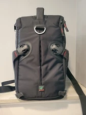 KATA-BAGS 3N1-22 MEDIUM CAMERA SLING BACK PACK IN EXCELLENT CONDITION. NO ISSUES