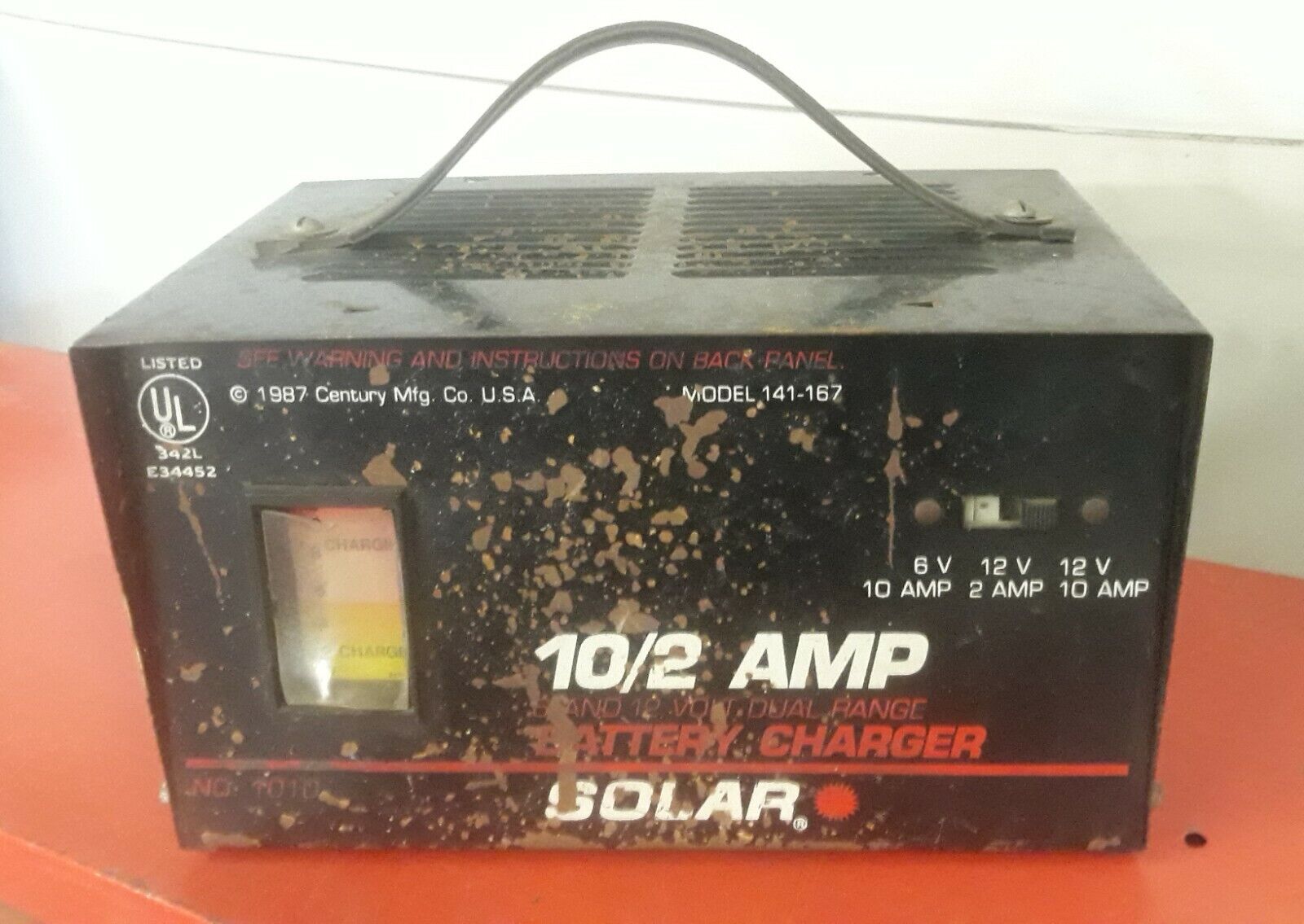 Vintage Century Battery Charger No.1010